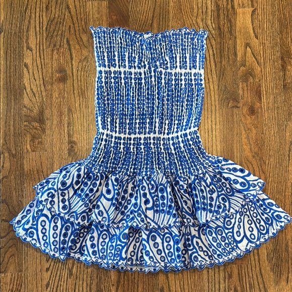 Blue Floral Women's Dress. Stretchy and fits small/xsmall. - Picture 2 of 3